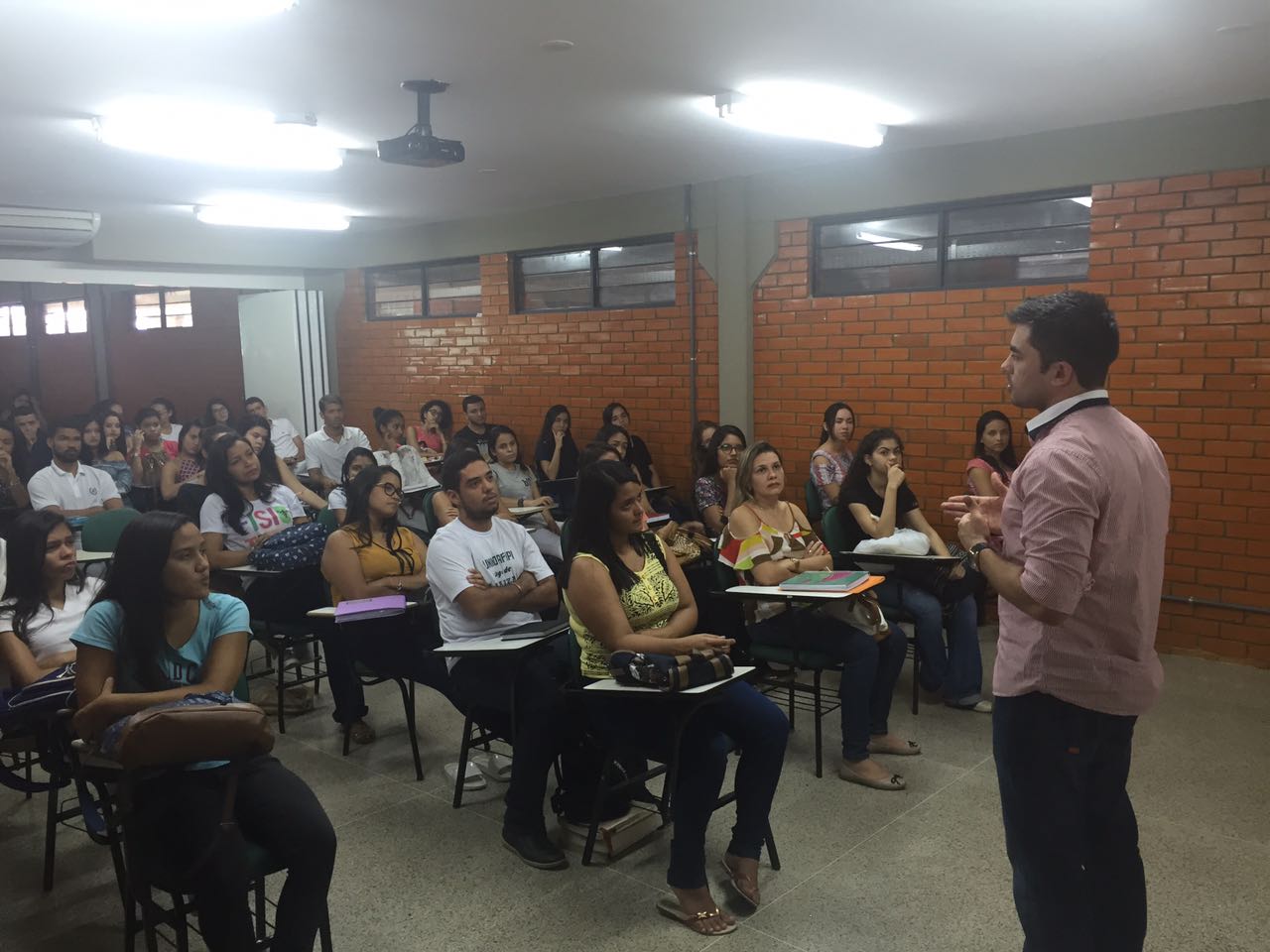 SINFITO-PI realiza visita no Centro Universitário UNINOVAFAPI